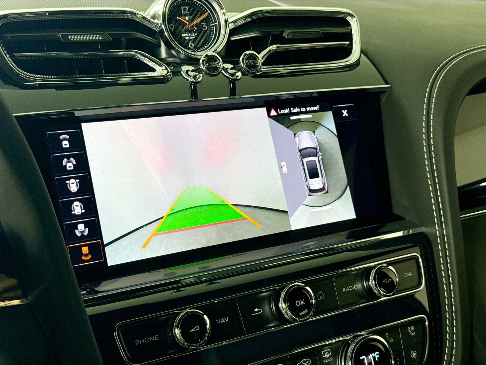 Used 2023 Bentley Bentayga Speed image 14