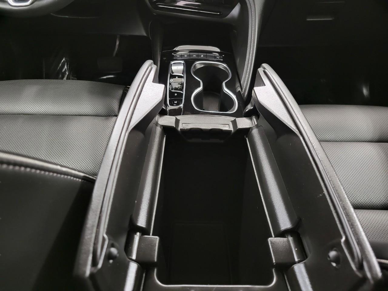 Used 2023 Buick Envision Essence image 17