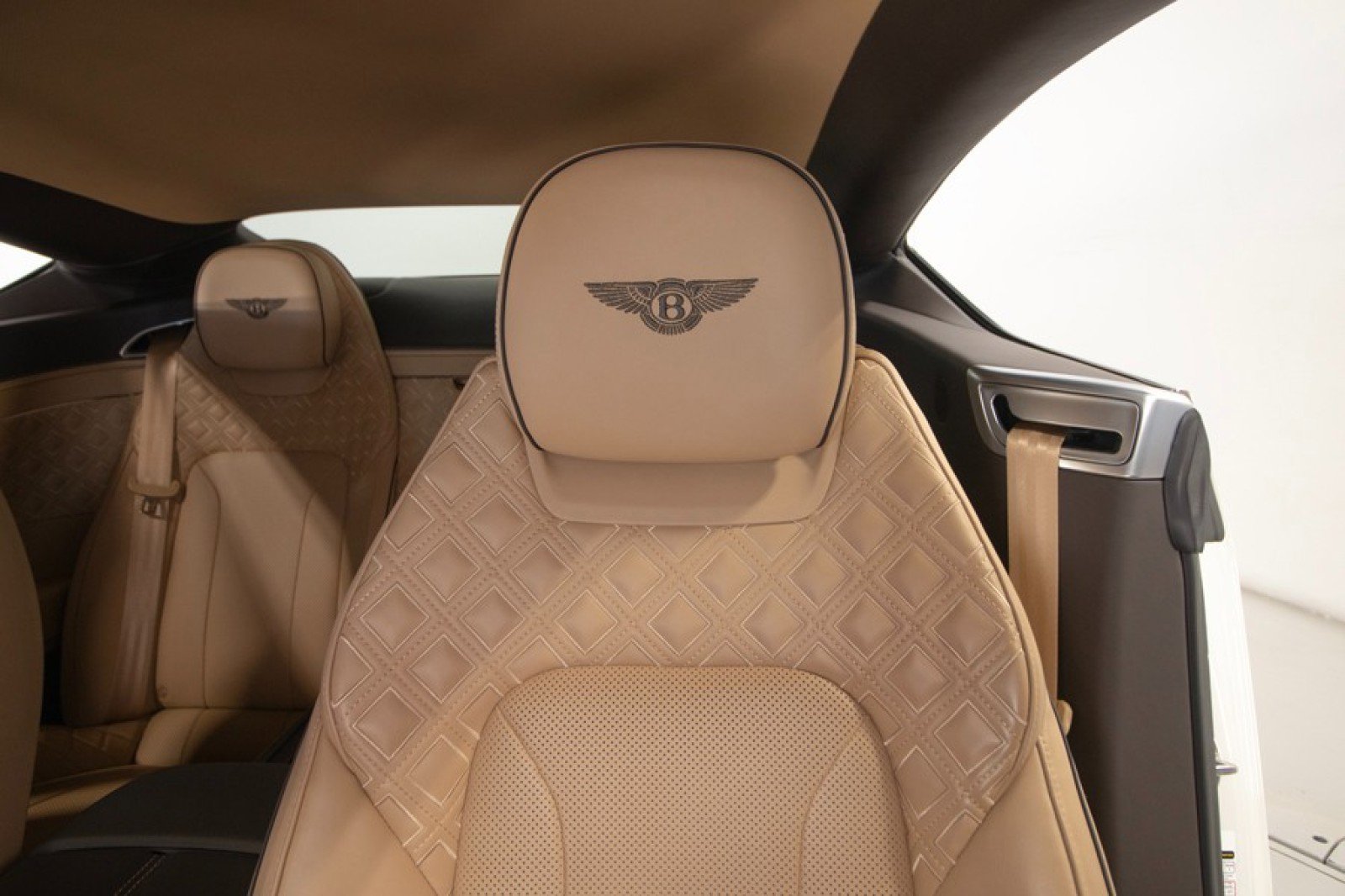 Used 2020 Bentley Continental GT V8 AWD/4WD image 21
