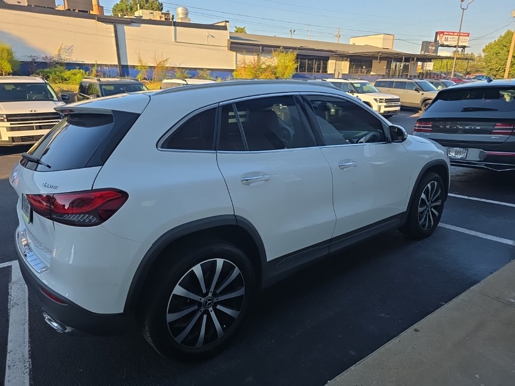 Used 2021 Mercedes-Benz GLA 250 4MATIC image 3