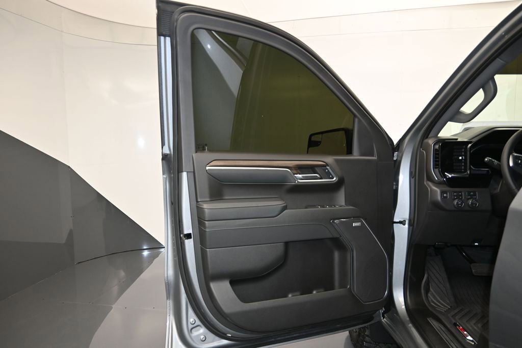 Certified 2024 Chevrolet Silverado 1500 LT Trail Boss w/ Convenience Package II AWD/4WD image 10