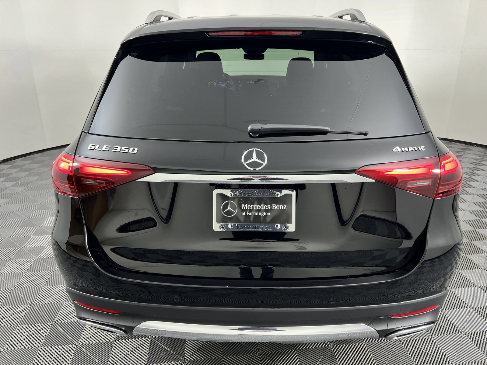 Used 2025 Mercedes-Benz GLE 350 4MATIC image 12