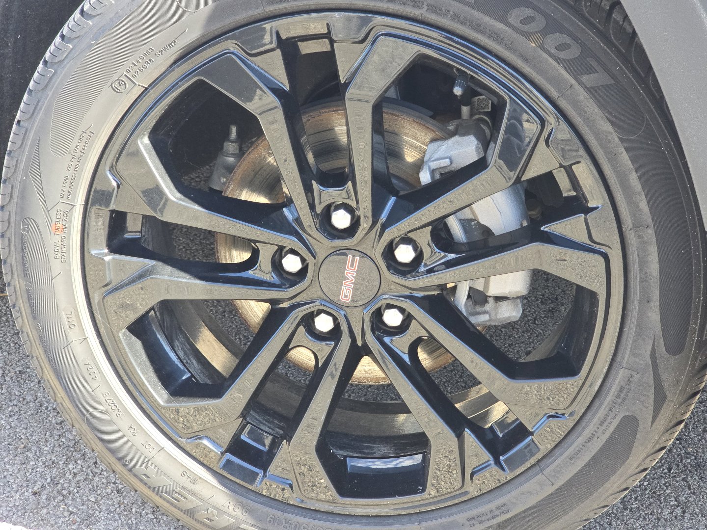 Used 2022 GMC Terrain SLE w/ Driver Convenience Package image 9