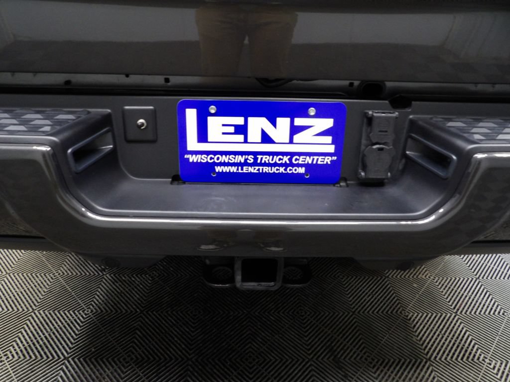 Used 2025 RAM 2500 Big Horn AWD/4WD image 46