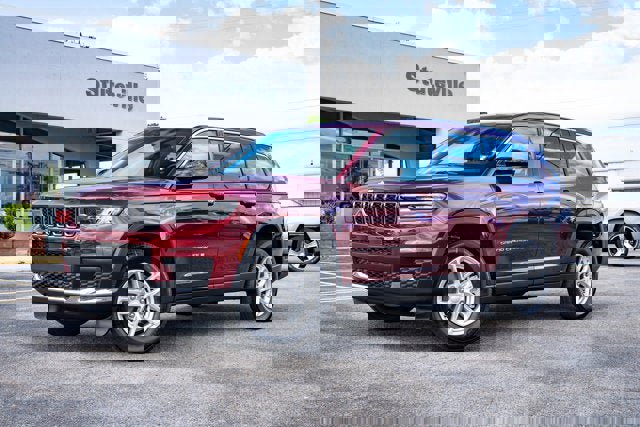 New 2025 Jeep Grand Cherokee L Laredo