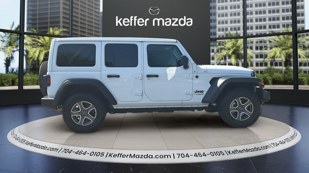 Used 2022 Jeep Wrangler Unlimited Sport w/ Sun And Sound Package AWD/4WD image 8