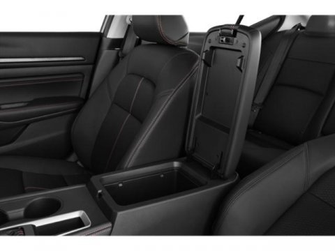 Used 2022 Nissan Altima 2.5 SR w/ Midnight Edition Package image 17