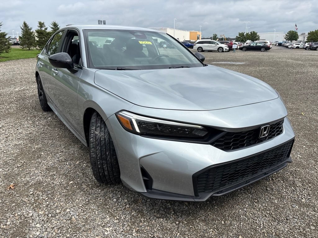 Used 2025 Honda Civic Sport image 11