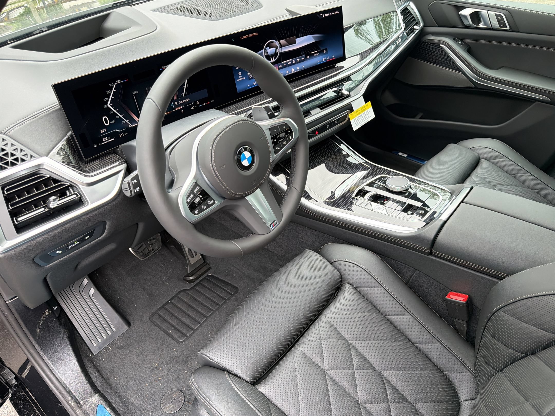 New 2026 BMW X5 xDrive40i w/ M Sport Package AWD/4WD image 4