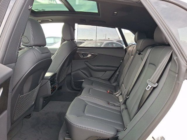 New 2027 Audi Q8 Premium Plus AWD/4WD image 6