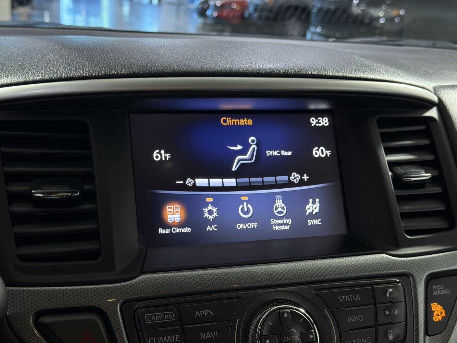 Used 2020 Nissan Pathfinder SL FWD image 21