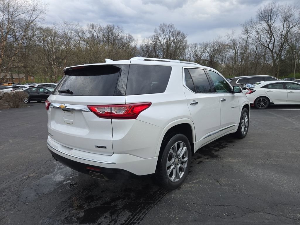 Used 2018 Chevrolet Traverse Premier image 9