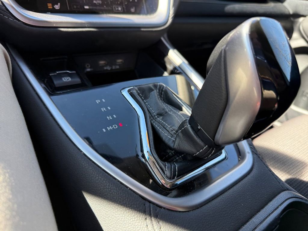 Used 2022 Subaru Outback Premium image 21