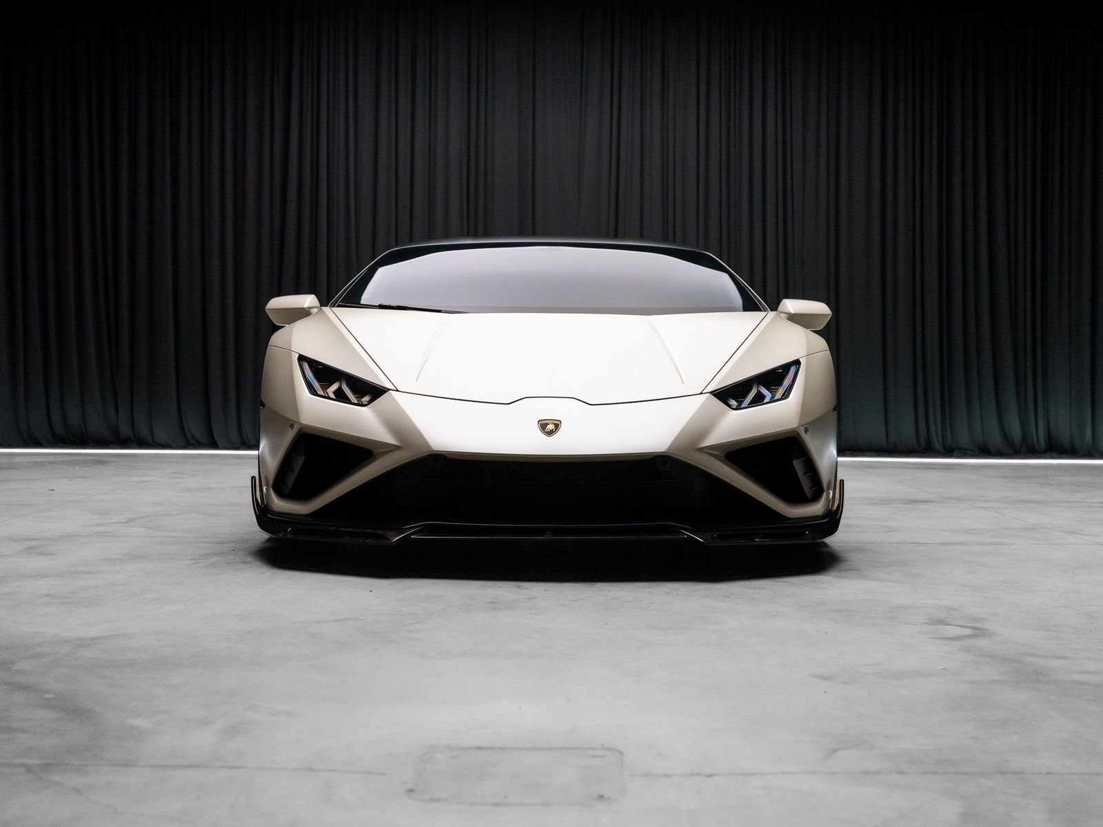 Used 2021 Lamborghini Huracan EVO image 26