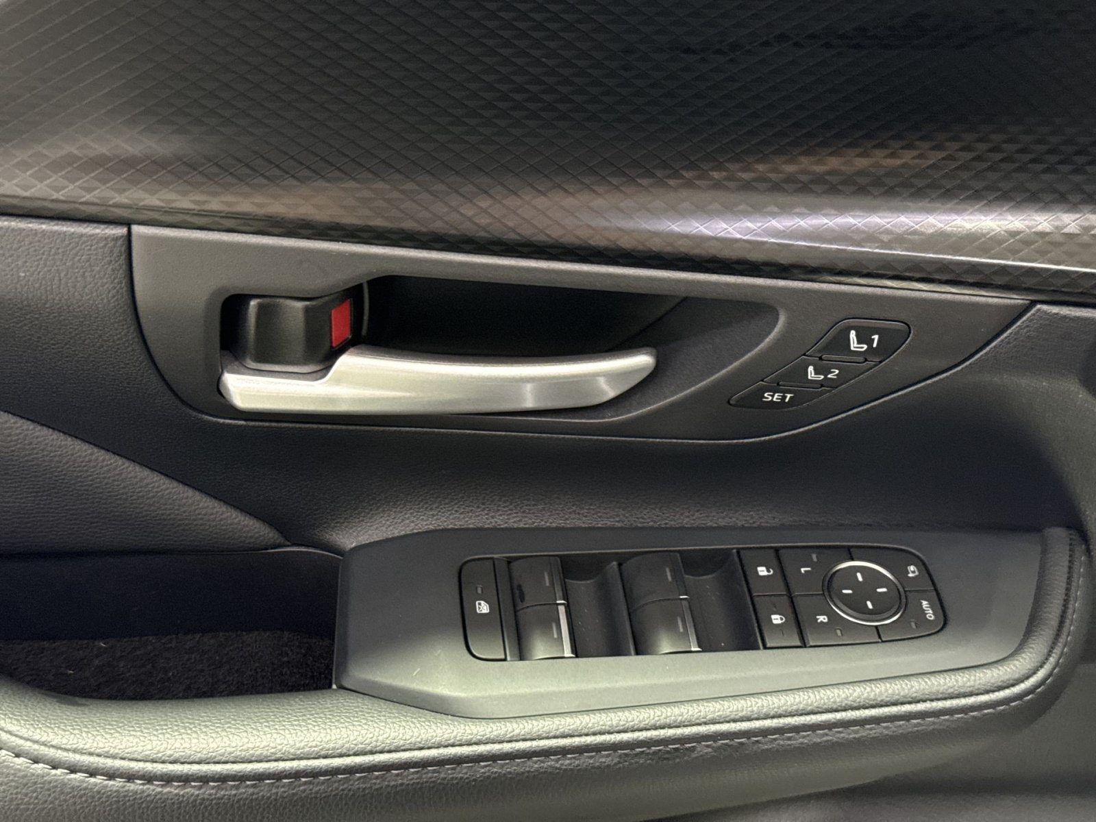 Used 2026 Toyota Grand Highlander AWD Hybrid image 16