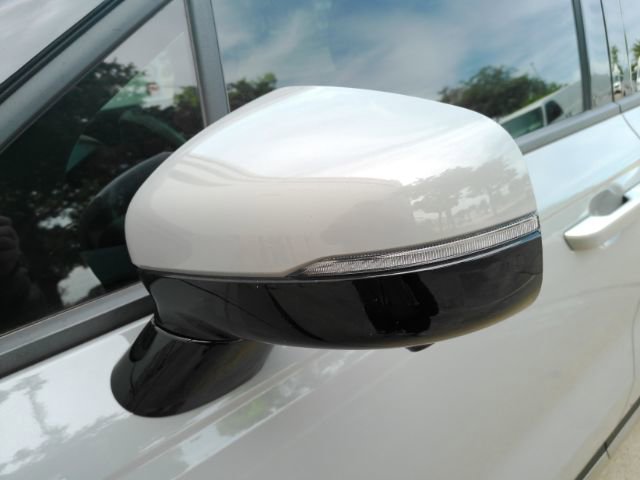 Used 2024 Kia Carnival SX Prestige image 18