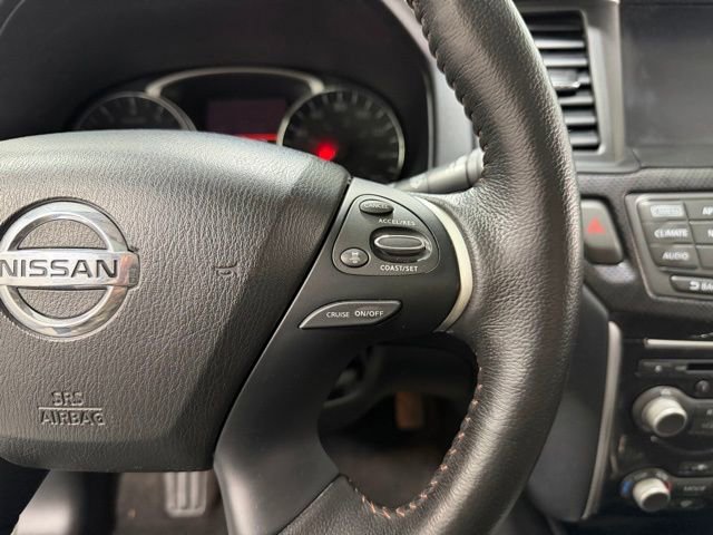 Used 2020 Nissan Pathfinder SL image 20