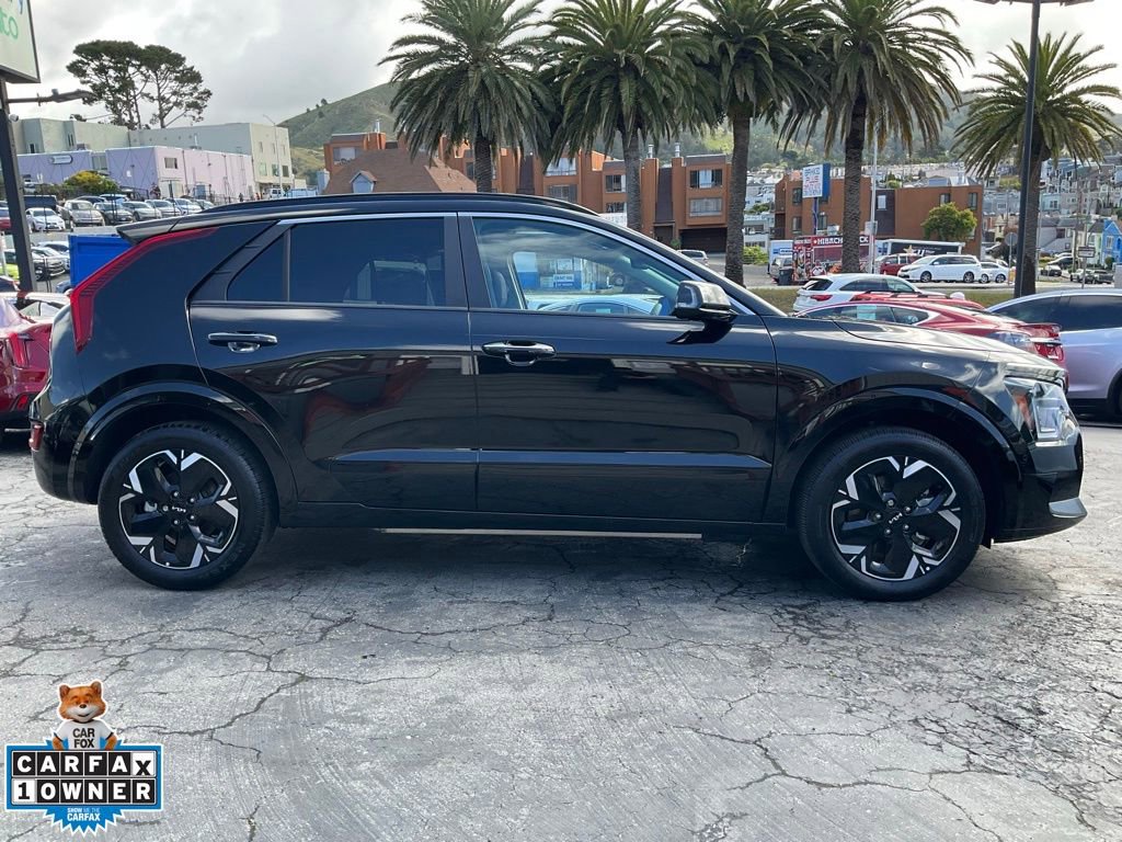 Used 2025 Kia Niro Wave FWD image 3