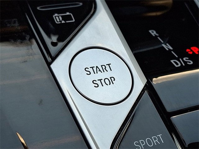 Used 2025 BMW X5 xDrive50e image 27