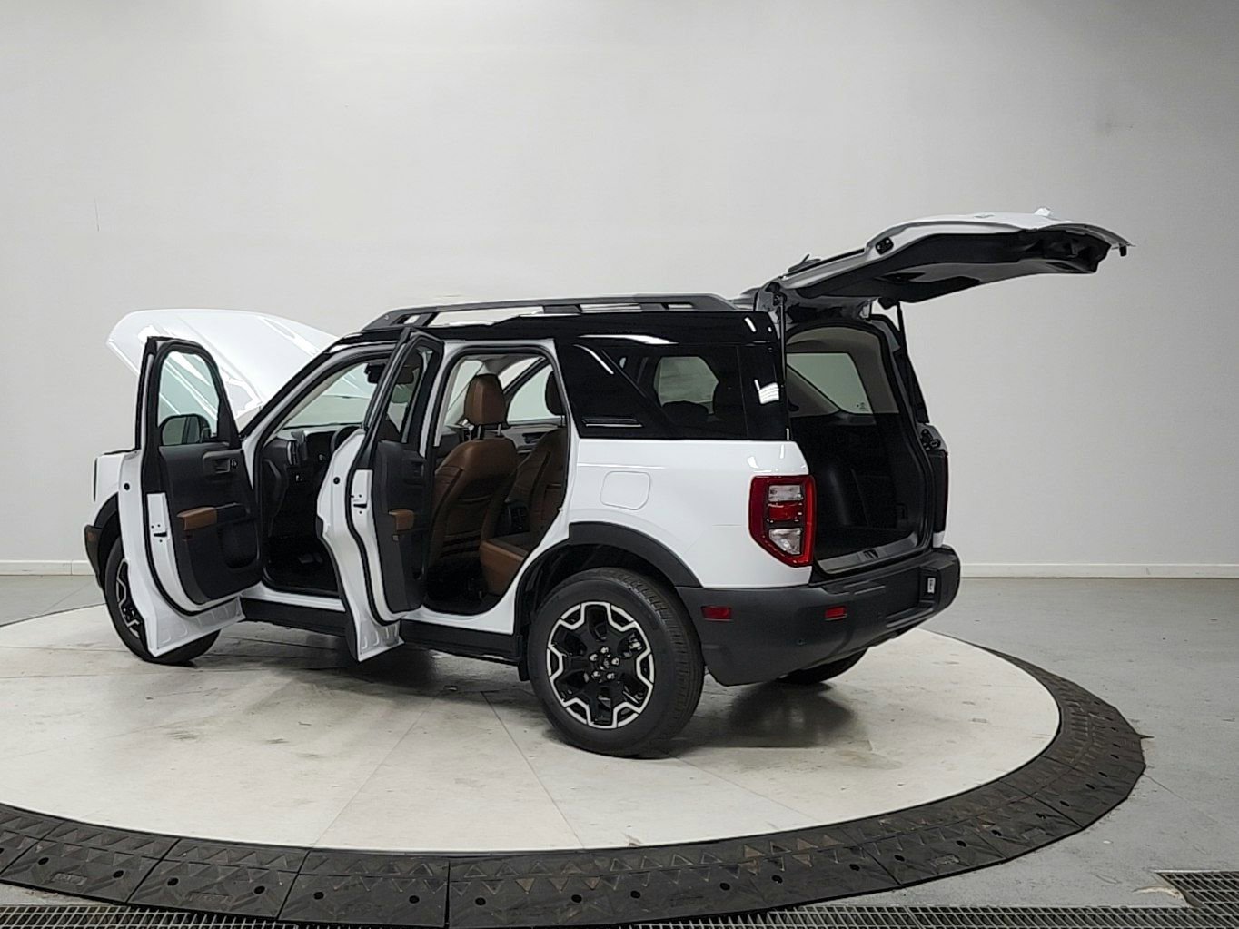 New 2026 Ford Bronco Sport Outer Banks AWD/4WD image 13
