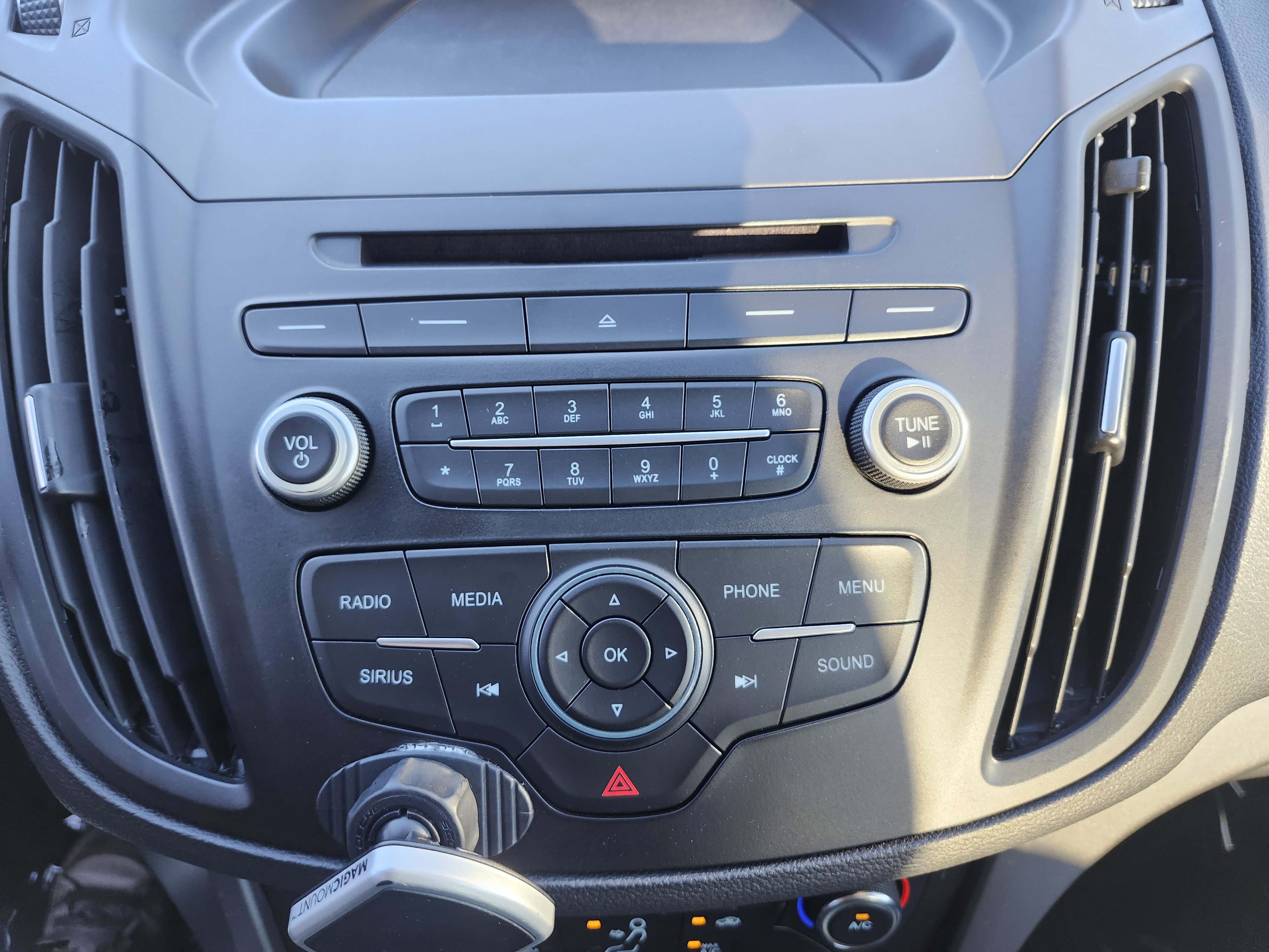 Used 2017 Ford Escape SE FWD image 31