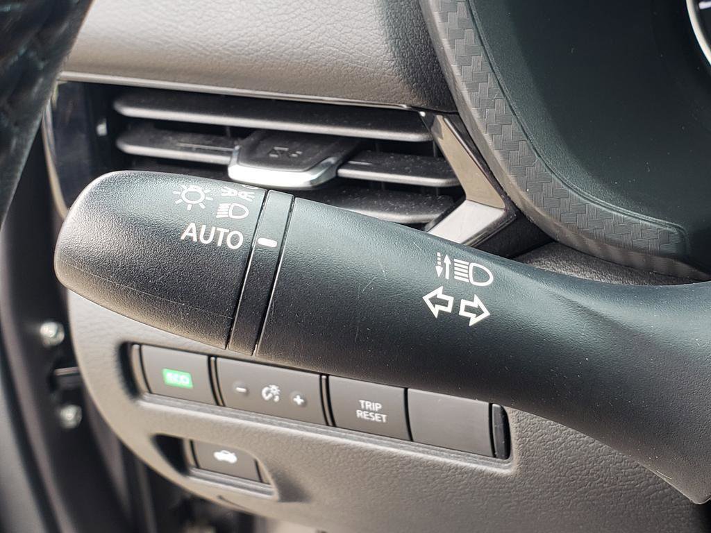 Certified 2021 Nissan Sentra SV image 39