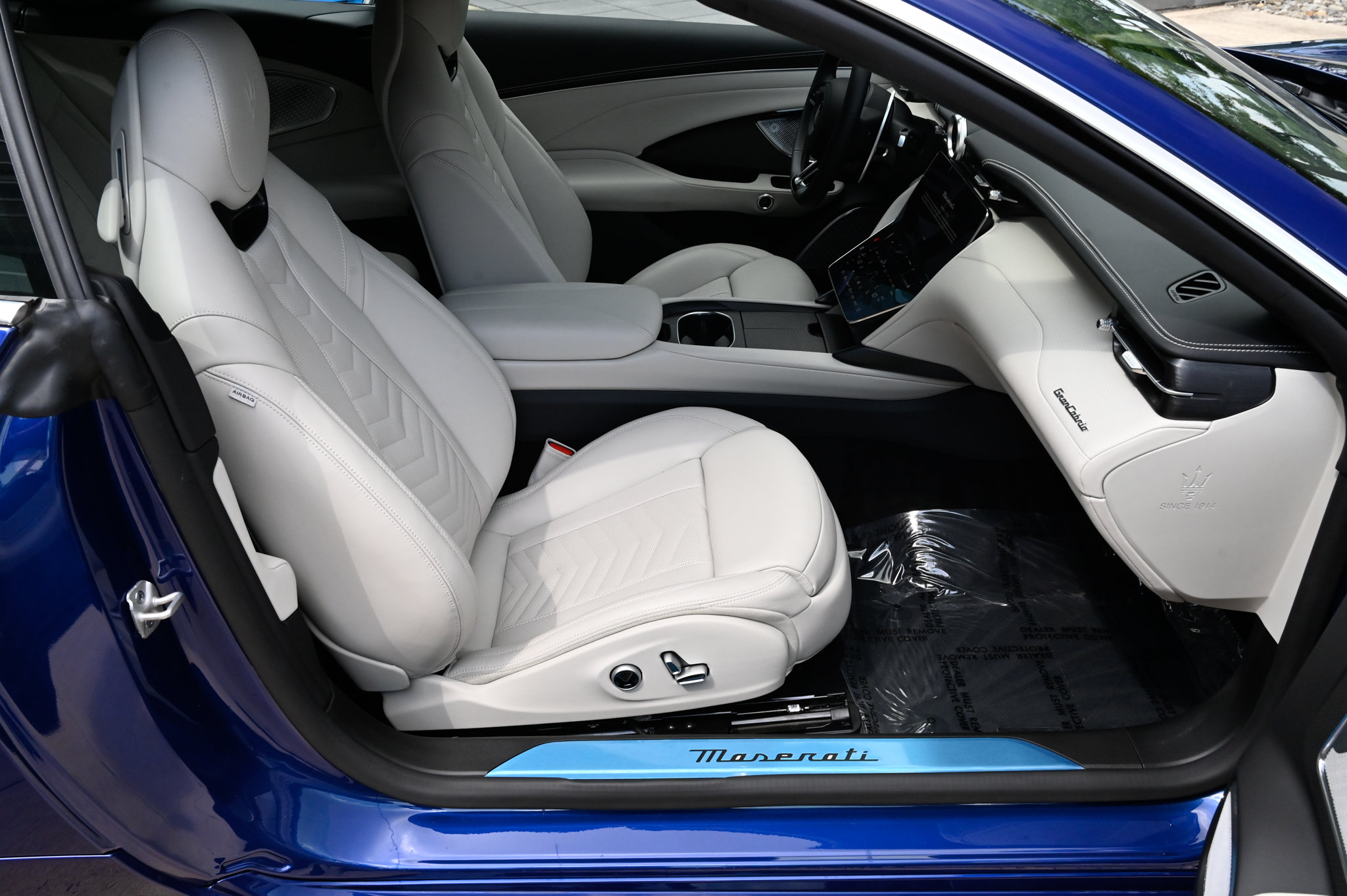 New 2026 Maserati GranCabrio Modena AWD/4WD image 38