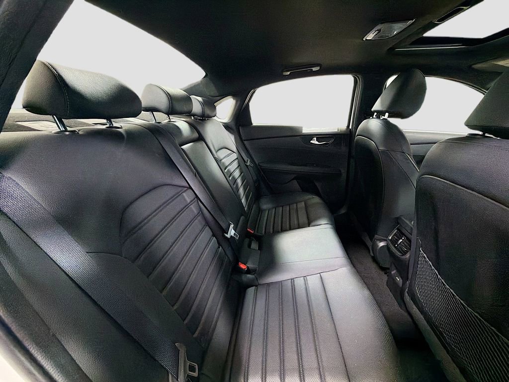 Used 2023 Kia Forte GT-Line w/ GT-Line Premium Package FWD image 31
