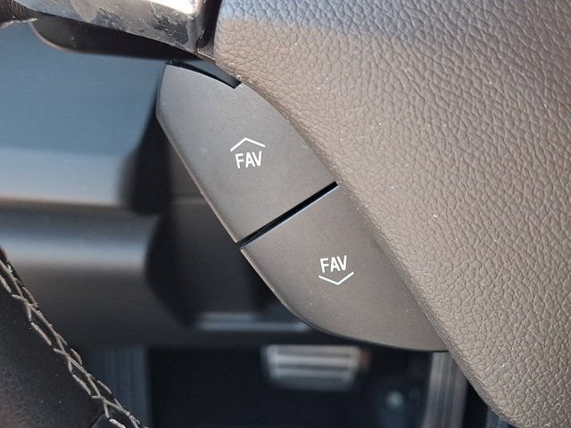 Used 2023 Chevrolet Camaro LT RWD image 28