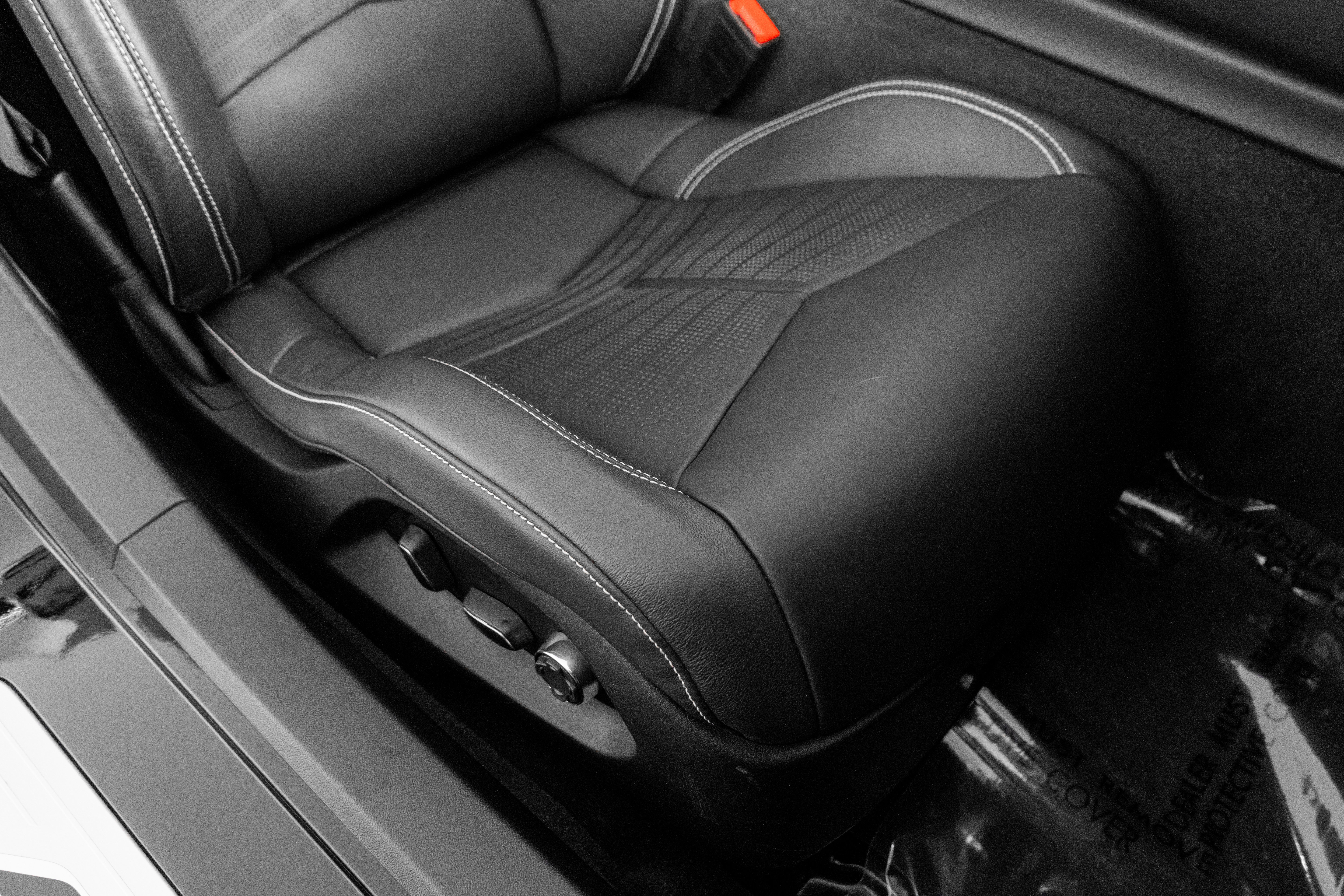 Used 2020 Chevrolet Corvette Stingray Preferred Cpe w/ 2LT image 31