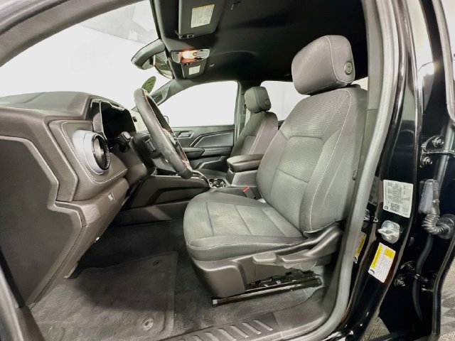 Used 2023 Chevrolet Colorado LT w/ LT Convenience Package AWD/4WD image 16