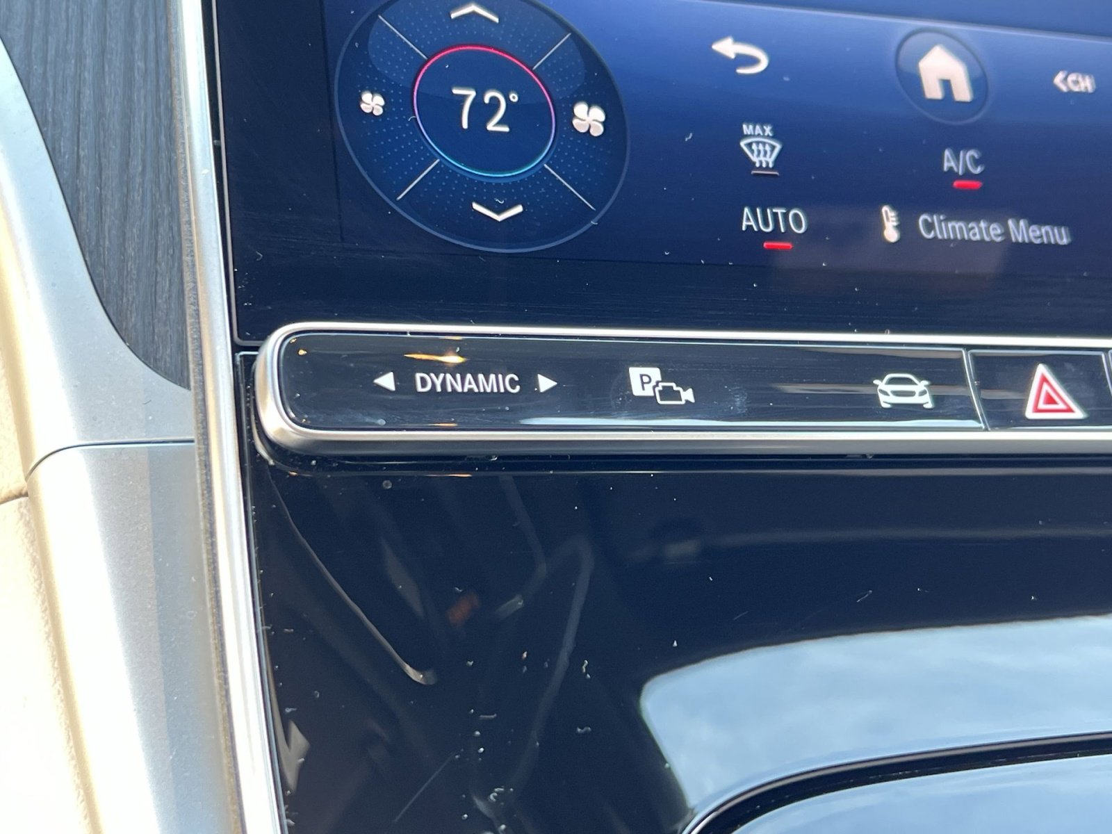 New 2025 Mercedes-Benz C 300 4MATIC Sedan image 32