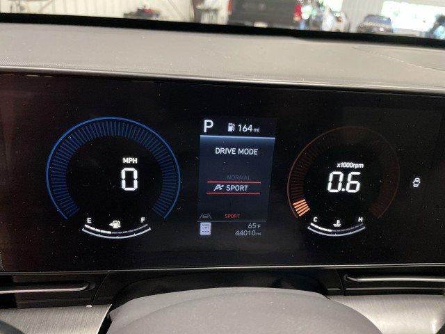 Used 2024 Hyundai Kona SEL FWD image 30