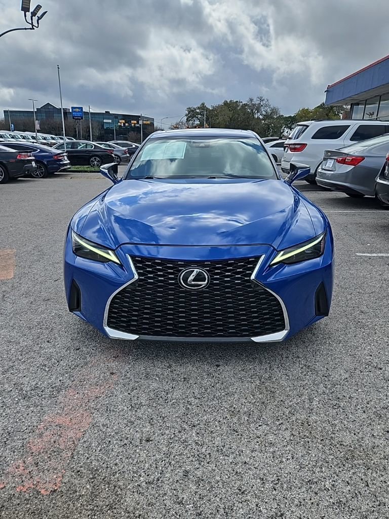 Used 2022 Lexus IS 300 w/ Premium Package RWD image 2