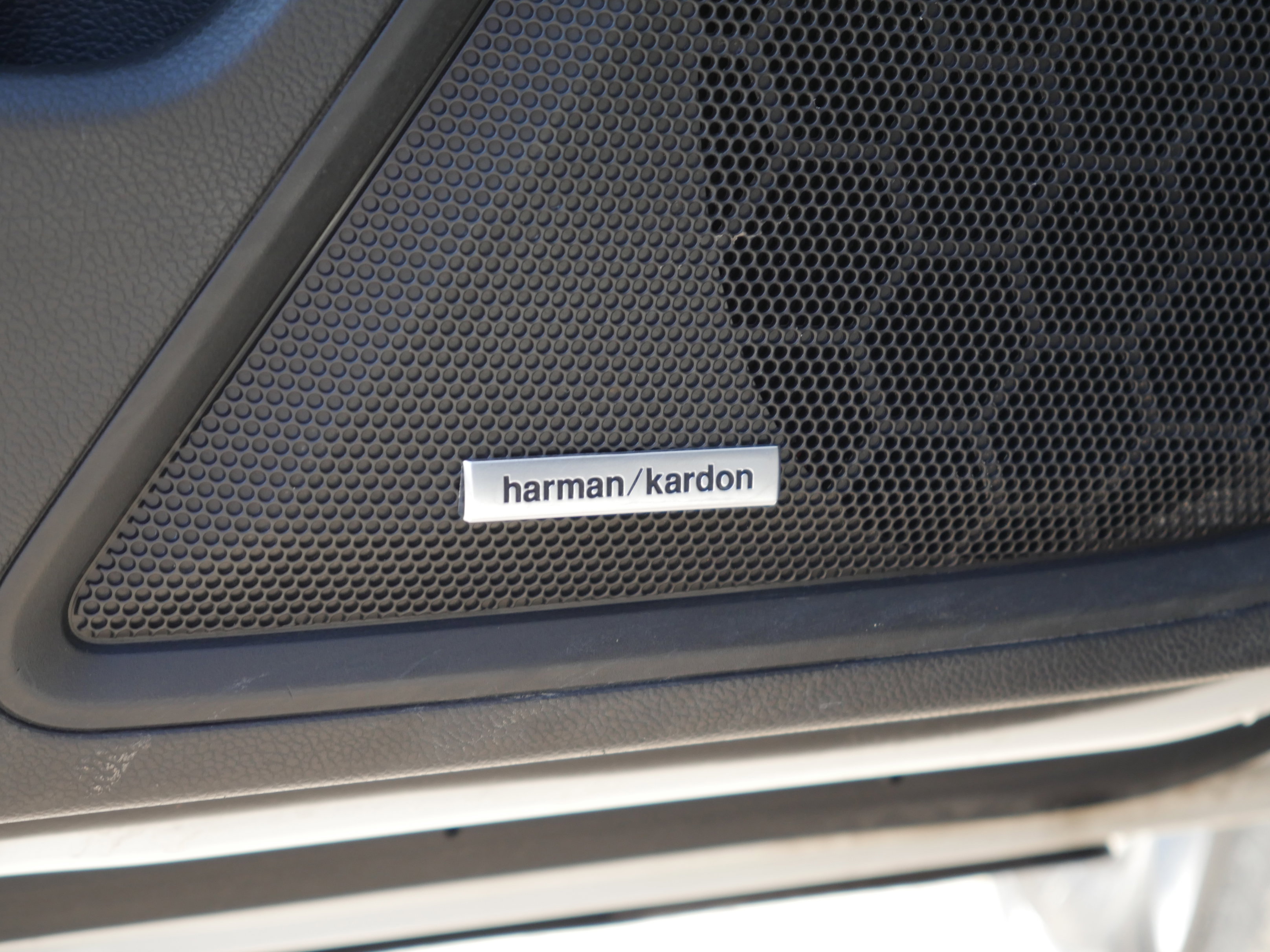 Used 2022 Subaru Outback Limited image 37