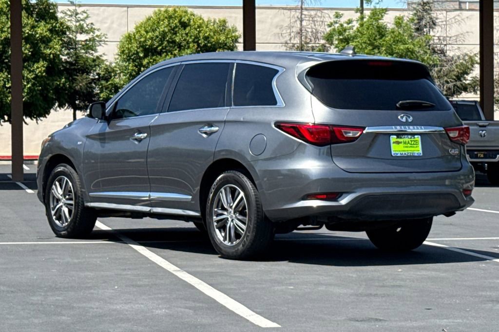 Used 2018 INFINITI QX60 Luxe AWD/4WD image 3