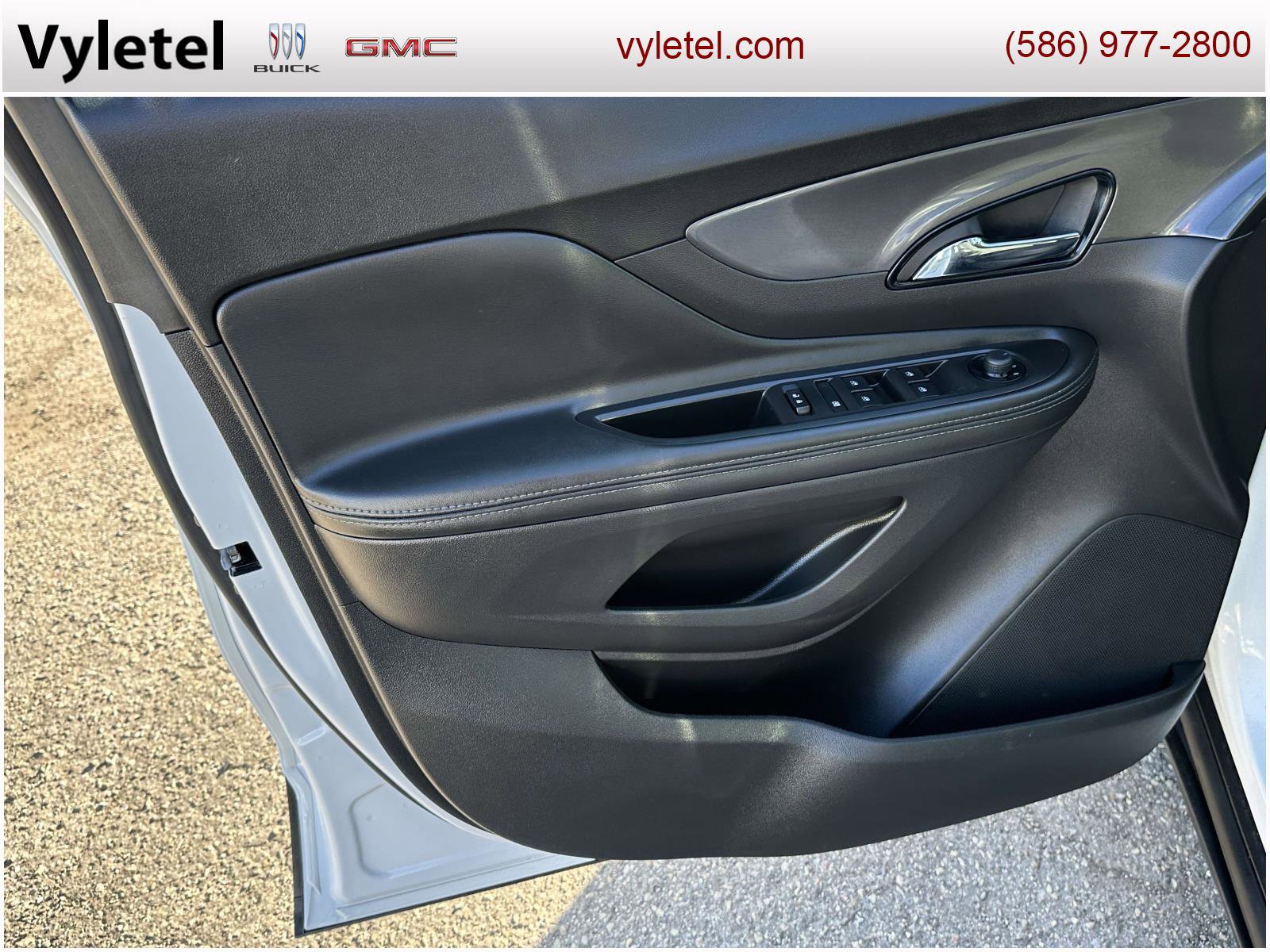 Certified 2021 Buick Encore Preferred w/ Safety Package image 15