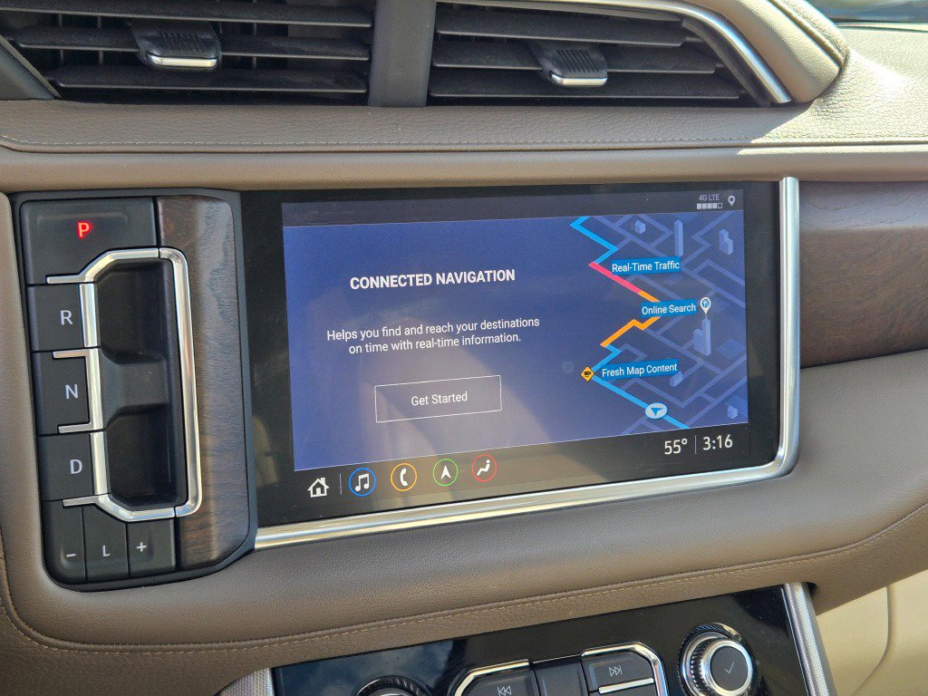 Used 2021 GMC Yukon Denali w/ Denali Premium Package image 27