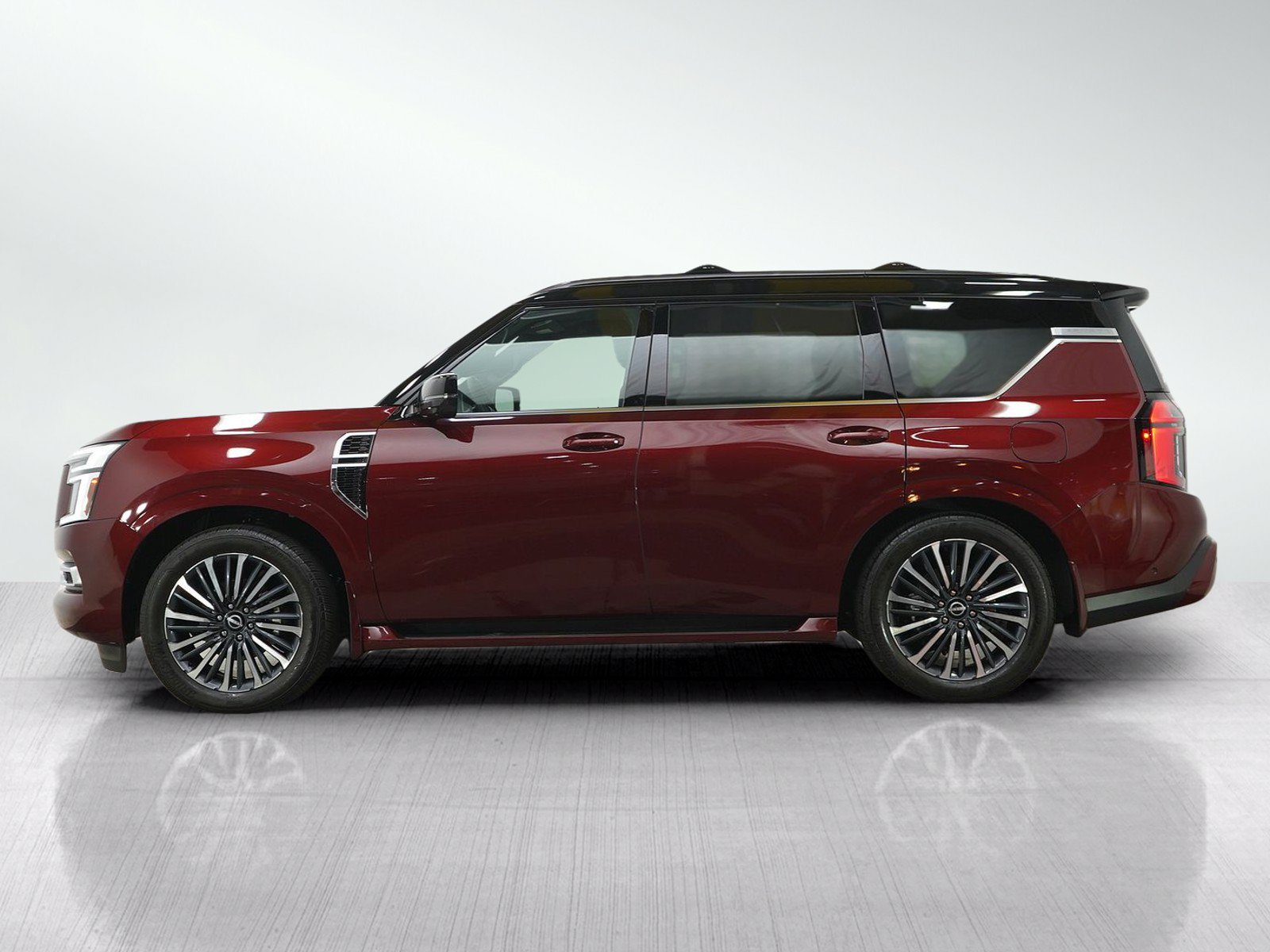Certified 2025 Nissan Armada Platinum Reserve AWD/4WD image 2