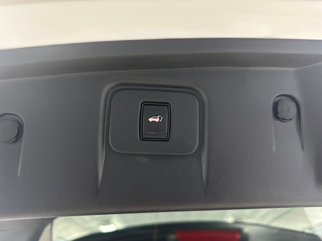 Used 2021 Nissan Murano Platinum w/ Cargo Package AWD/4WD image 24