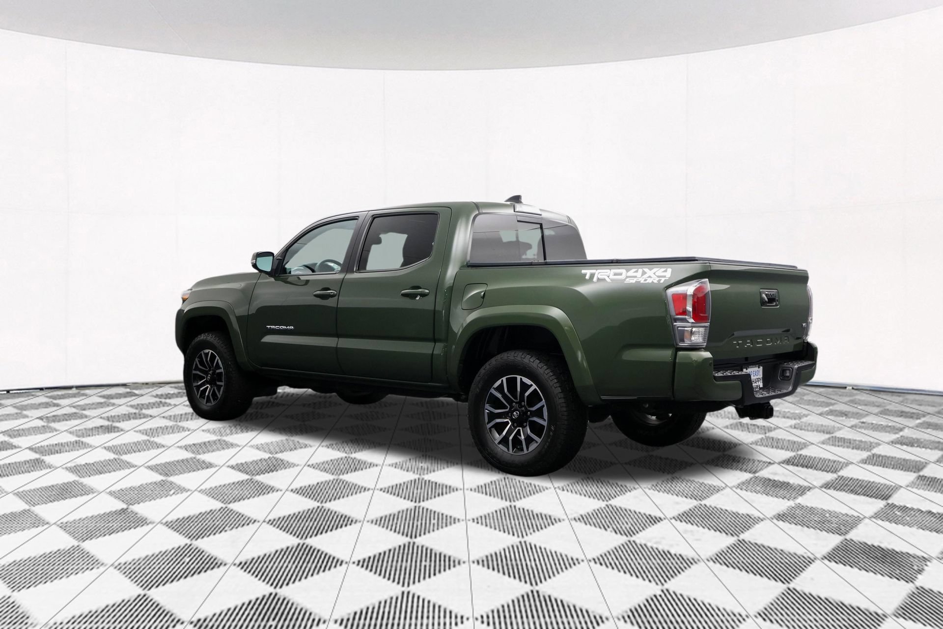 Used 2021 Toyota Tacoma TRD Sport w/ TRD Premium Sport Package AWD/4WD image 41
