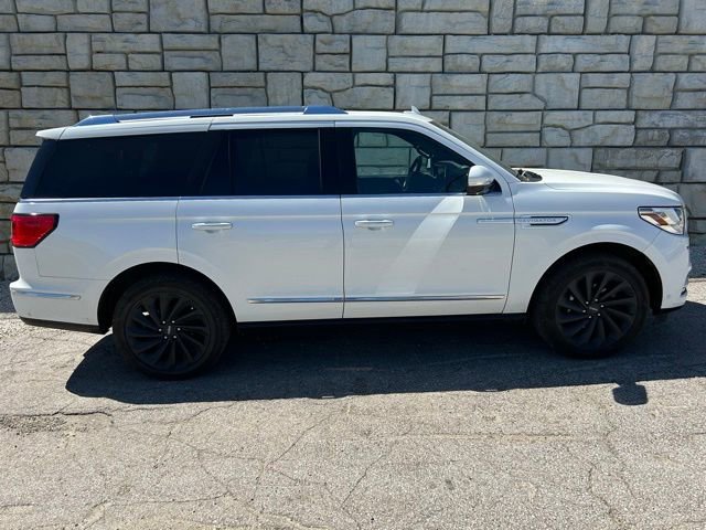 Used 2021 Lincoln Navigator Reserve AWD/4WD image 6
