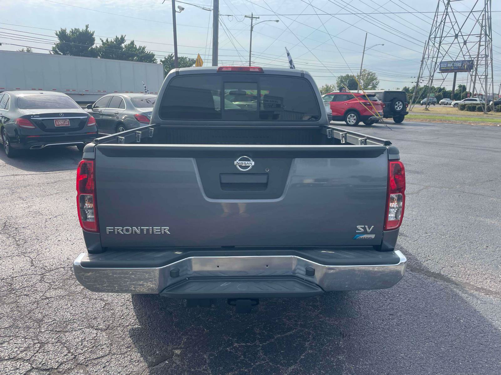 Used 2019 Nissan Frontier SV RWD image 6