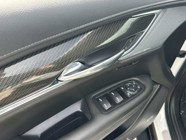Certified 2024 Cadillac XT6 Sport AWD/4WD image 15