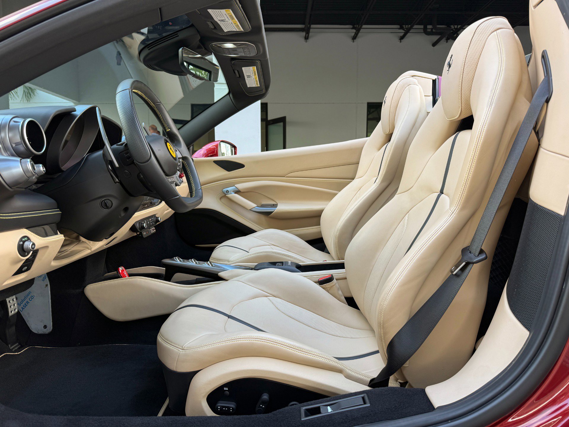 Used 2023 Ferrari F8 Tributo image 22