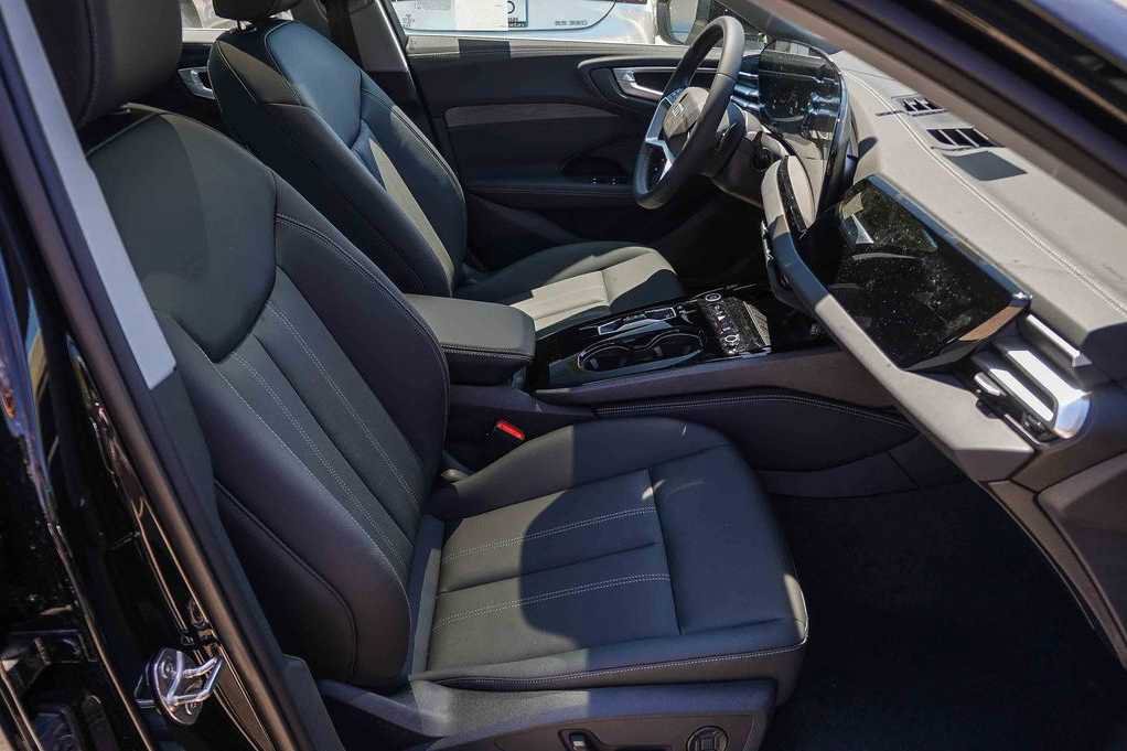 Used 2025 Audi A5 2.0T Premium w/ Convenience Package AWD/4WD image 19