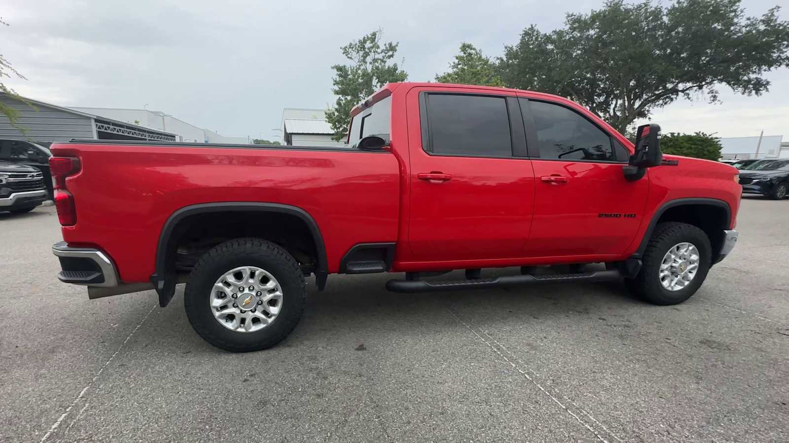 Used 2024 Chevrolet Silverado 2500 LT w/ All Star Edition AWD/4WD image 9