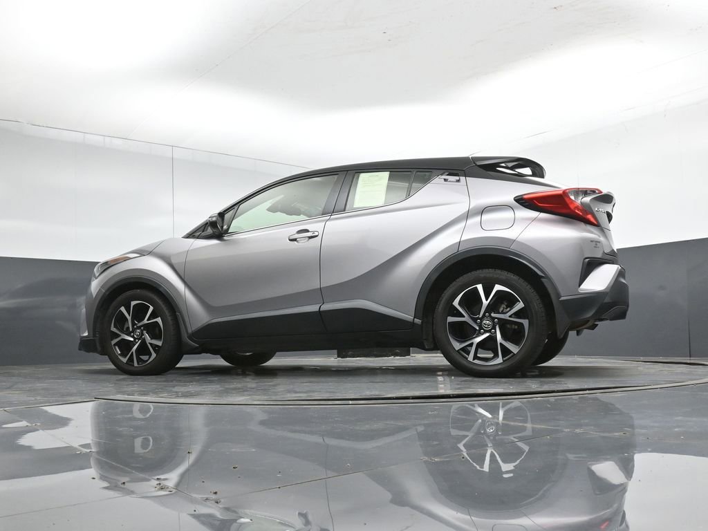Used 2019 Toyota C-HR Limited FWD image 41