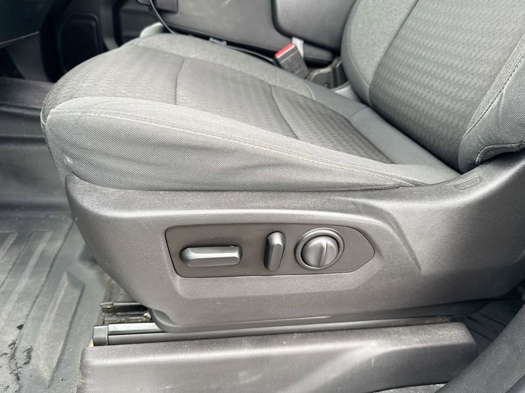 Used 2020 Chevrolet Silverado 1500 LT w/ Convenience Package image 12