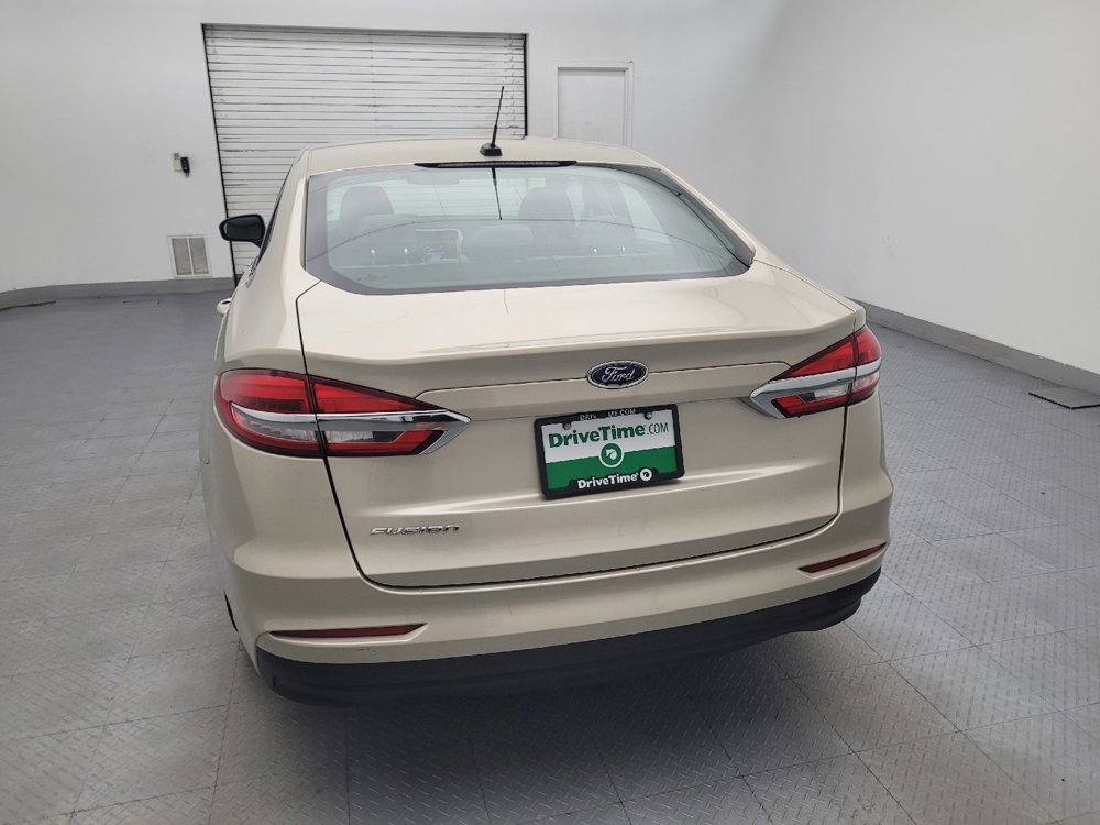 Used 2019 Ford Fusion S FWD image 6